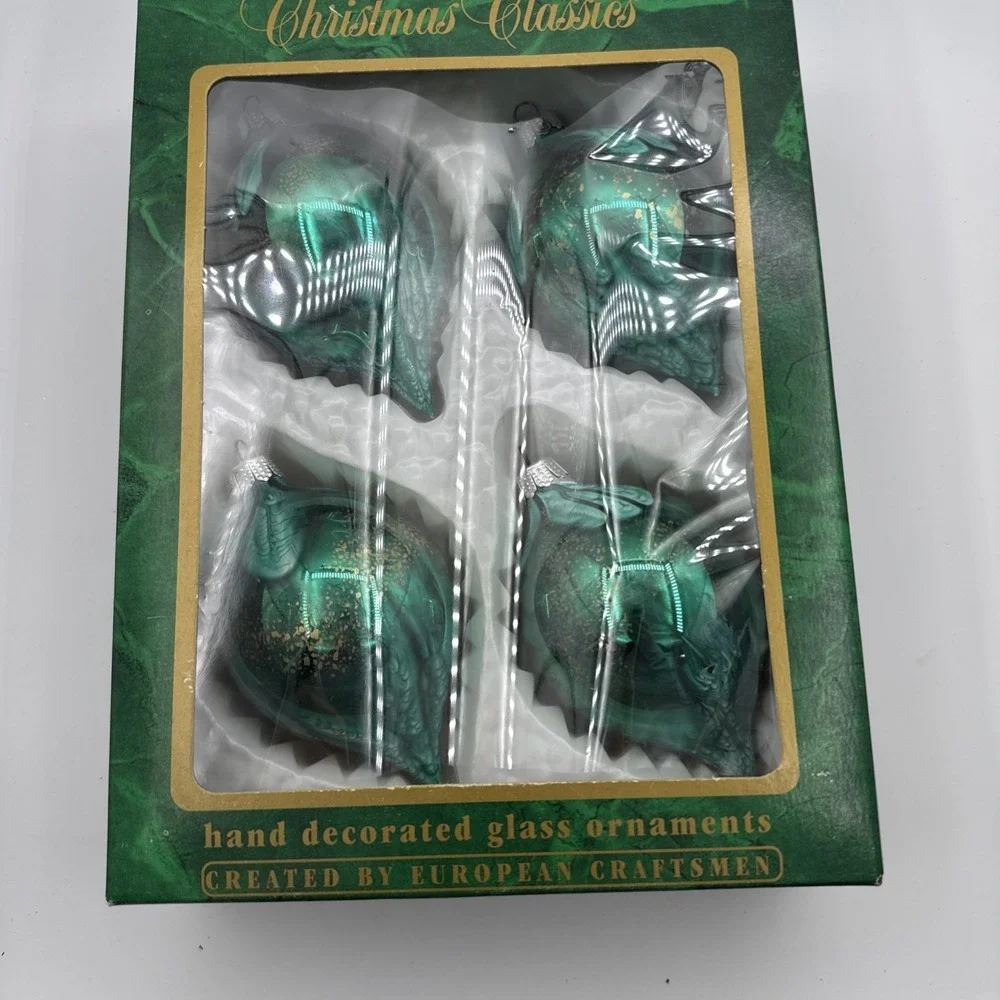 Christmas Classics-Ornaments-Hand‎ Decorated-Glass-Commodore Green Gold Swirl